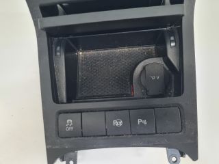 bontott VW GOLF VI Első Hamutartó