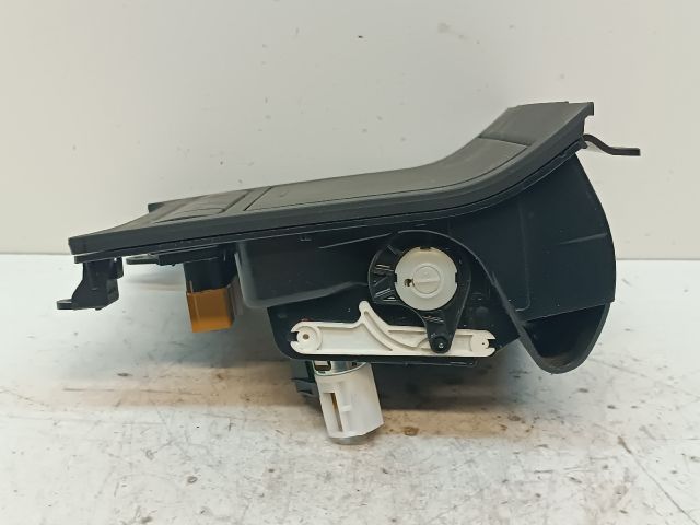 bontott VW GOLF VI Első Hamutartó