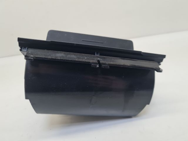 bontott VW GOLF VI Első Hamutartó