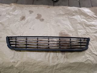 bontott VW GOLF VI Első Lökhárító Alsó Középső Díszrács