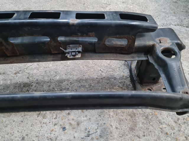 bontott VW GOLF VI Első Lökhárító Merevítő (Fém)