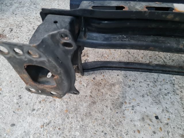 bontott VW GOLF VI Első Lökhárító Merevítő (Fém)