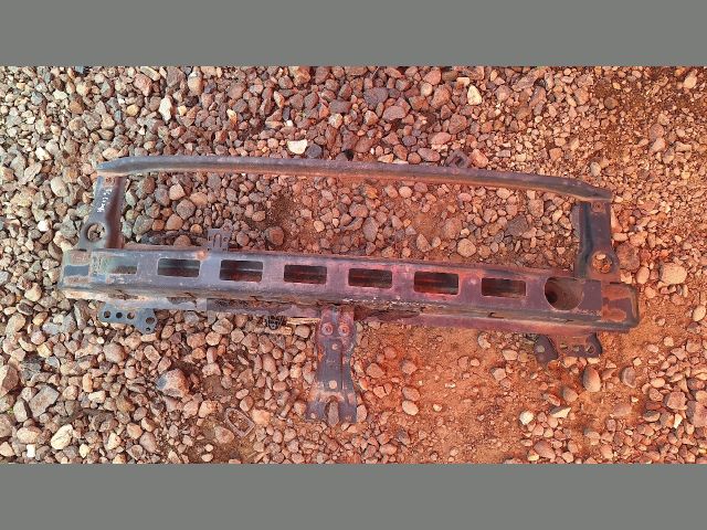 bontott VW GOLF VI Első Lökhárító Merevítő (Fém)