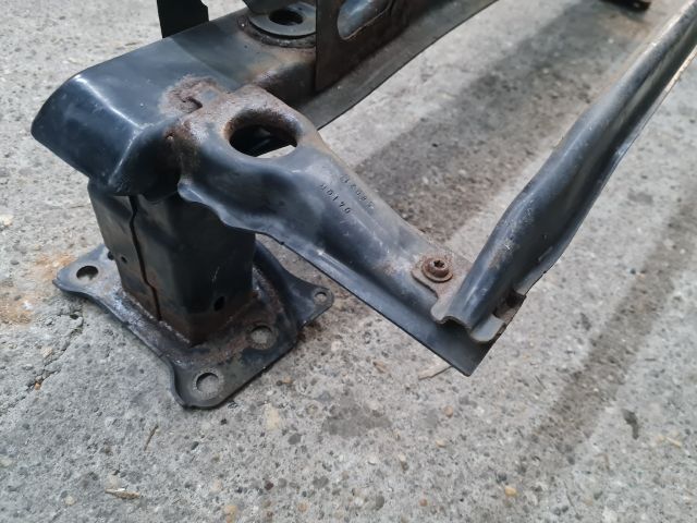 bontott VW GOLF VI Első Lökhárító Merevítő (Fém)