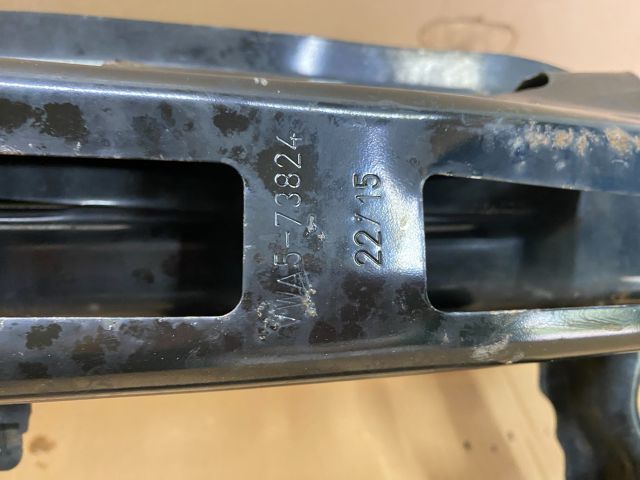 bontott VW GOLF VI Első Lökhárító Merevítő (Fém)