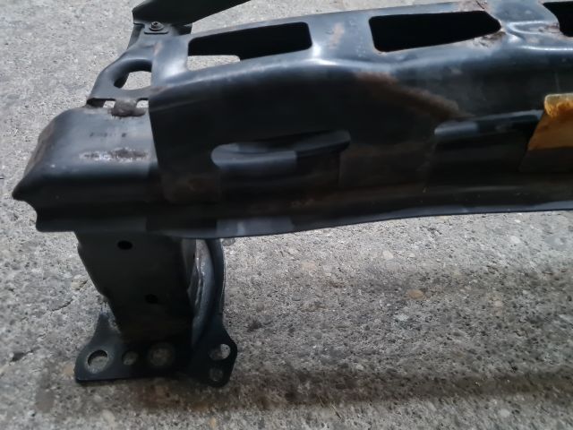 bontott VW GOLF VI Első Lökhárító Merevítő (Fém)