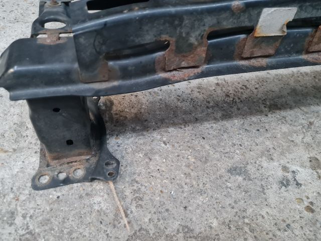 bontott VW GOLF VI Első Lökhárító Merevítő (Fém)