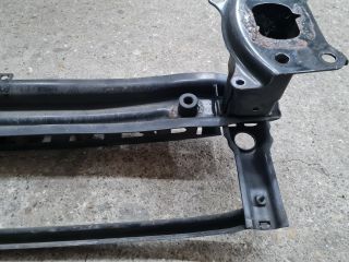 bontott VW GOLF VI Első Lökhárító Merevítő (Fém)