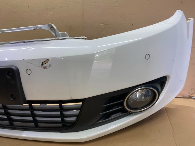 bontott VW GOLF VI Első Lökhárító (Részeivel)