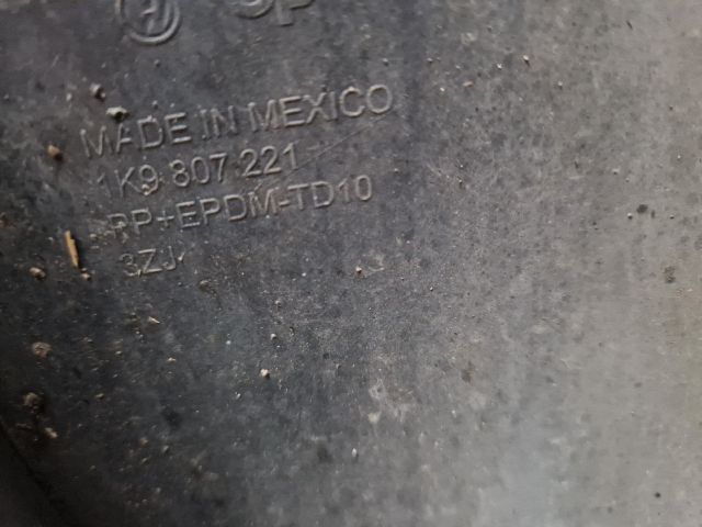 bontott VW GOLF VI Első Lökhárító (Részeivel)