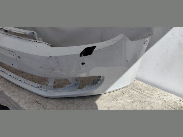 bontott VW GOLF VI Első Lökhárító (Üresen)