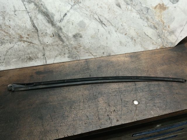 bontott VW GOLF VI Első Szélvédő Bal Díszléc