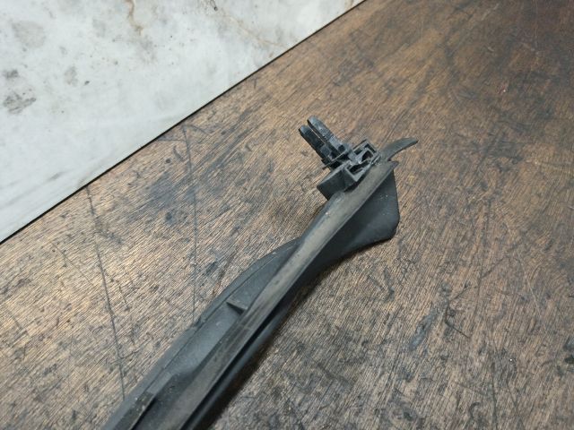 bontott VW GOLF VI Első Szélvédő Jobb Díszléc