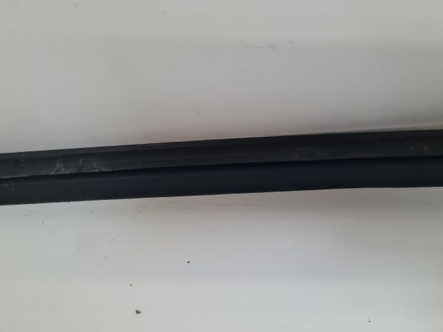 bontott VW GOLF VI Első Szélvédő Jobb Díszléc