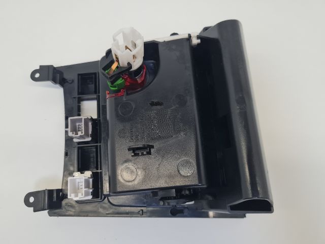 bontott VW GOLF VI Első Tároló Rekesz