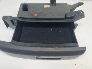 bontott VW GOLF VI Első Tároló Rekesz