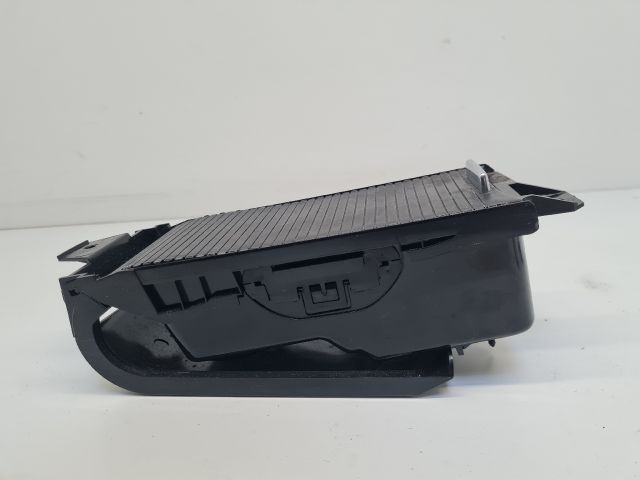 bontott VW GOLF VI Első Tároló Rekesz