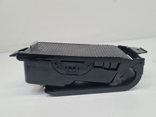 bontott VW GOLF VI Első Tároló Rekesz