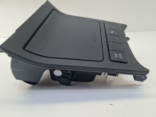 bontott VW GOLF VI Első Tároló Rekesz