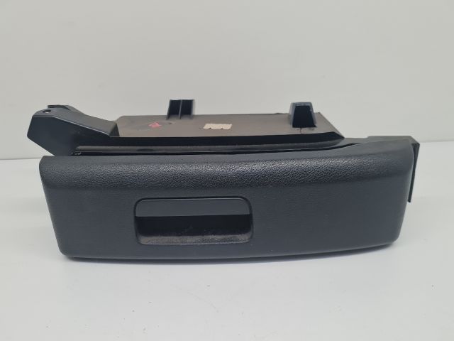 bontott VW GOLF VI Első Tároló Rekesz