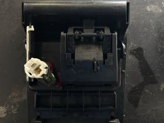 bontott VW GOLF VI Első Tároló Rekesz