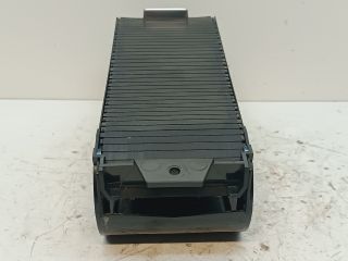 bontott VW GOLF VI Első Tároló Rekesz