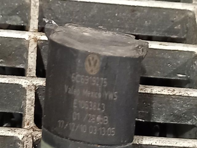 bontott VW GOLF VI Első Tolatóradar Fej