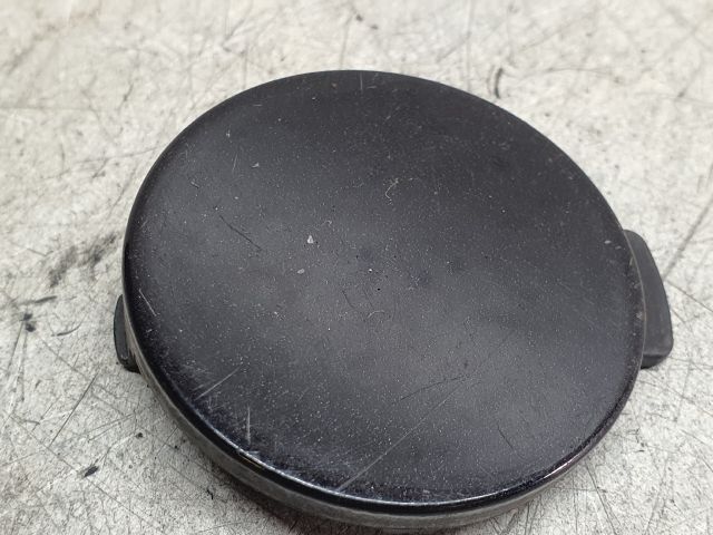 bontott VW GOLF VI Első Vonószem Burkolat