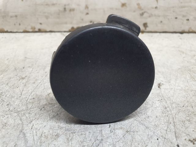 bontott VW GOLF VI Első Vonószem Burkolat