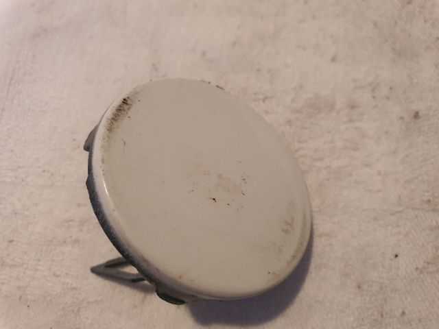 bontott VW GOLF VI Első Vonószem Burkolat