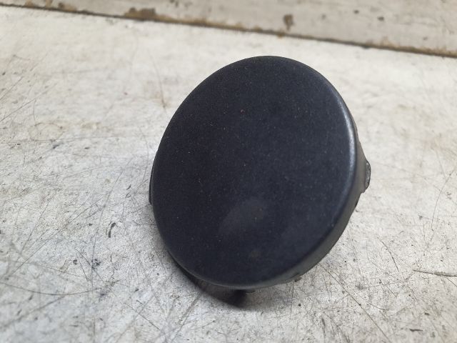 bontott VW GOLF VI Első Vonószem Burkolat