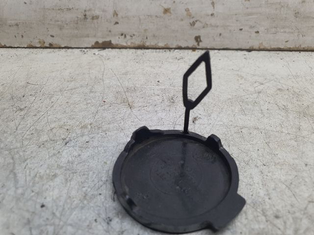 bontott VW GOLF VI Első Vonószem Burkolat