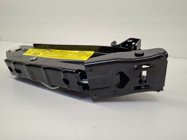 bontott VW GOLF VI Emelő