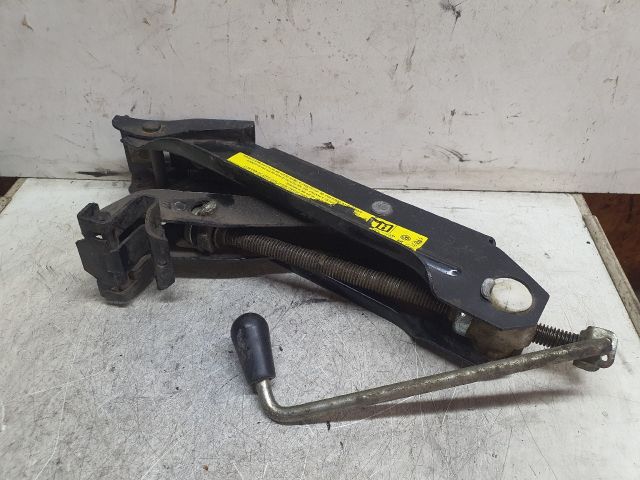 bontott VW GOLF VI Emelő