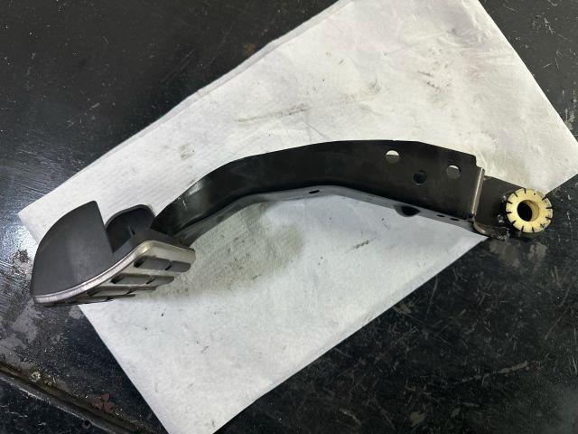 bontott VW GOLF VI Fékpedál