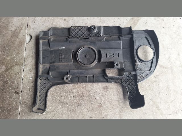 bontott VW GOLF VI Felső Hűtőburkolat