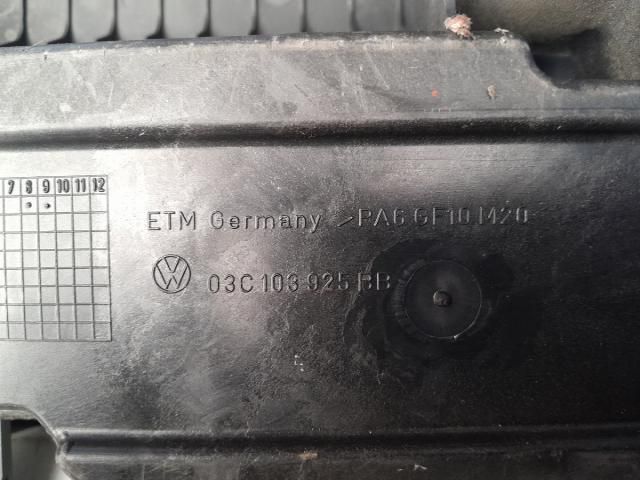 bontott VW GOLF VI Felső Hűtőburkolat