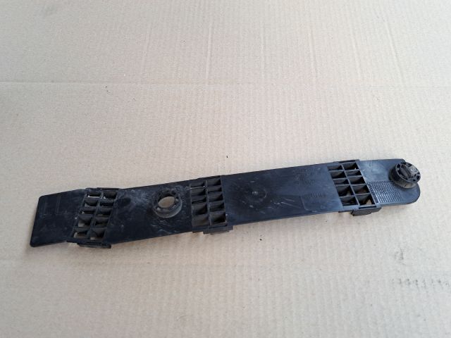 bontott VW GOLF VI Fém Fékcső Tartó