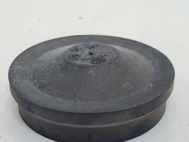 bontott VW GOLF VI Fényszóró Lámpabúra Fedél