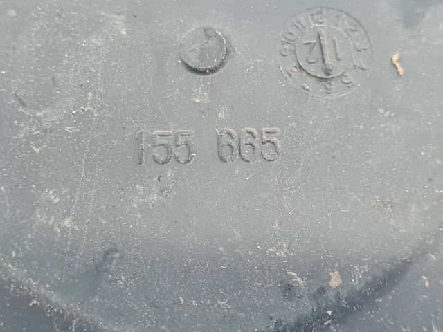 bontott VW GOLF VI Fényszóró Lámpabúra Fedél