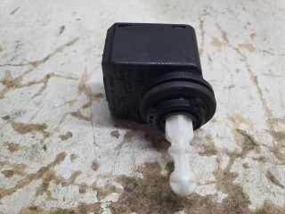 bontott VW GOLF VI Fényszórómagasság Állító Motor (Pozíciófüggetlen)