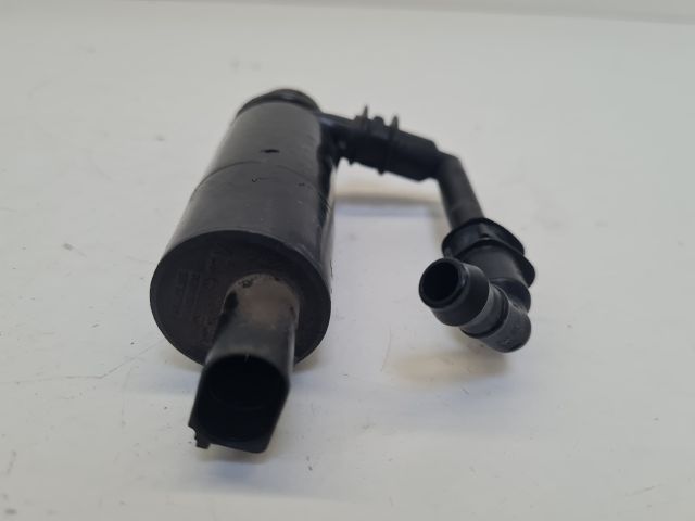 bontott VW GOLF VI Fényszórómosó Fúvóka (Pozíciófüggetlen)