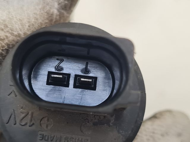 bontott VW GOLF VI Fényszórómosó Fúvóka (Pozíciófüggetlen)