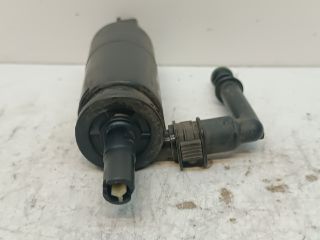 bontott VW GOLF VI Fényszórómosó Szivattyú