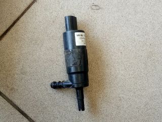 bontott VW GOLF VI Fényszórómosó Szivattyú