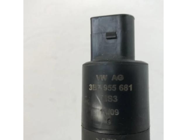 bontott VW GOLF VI Fényszórómosó Szivattyú