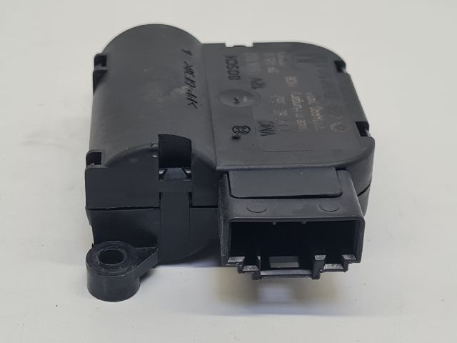 bontott VW GOLF VI Fűtés Állító Motor