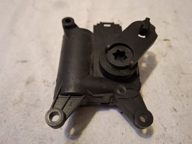 bontott VW GOLF VI Fűtés Állító Motor