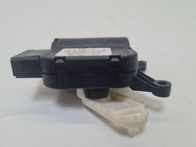 bontott VW GOLF VI Fűtés Állító Motor