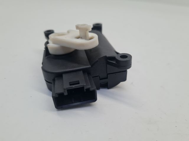 bontott VW GOLF VI Fűtés Állító Motor